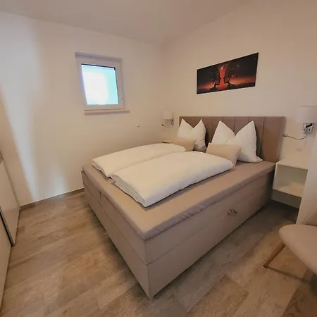 Stilvolle Vogelnest, Barrierefrei, Smart-tv, Parkplatz Appartement Floha